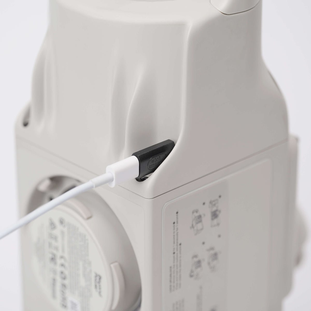 USB-C Right Angle Adapter