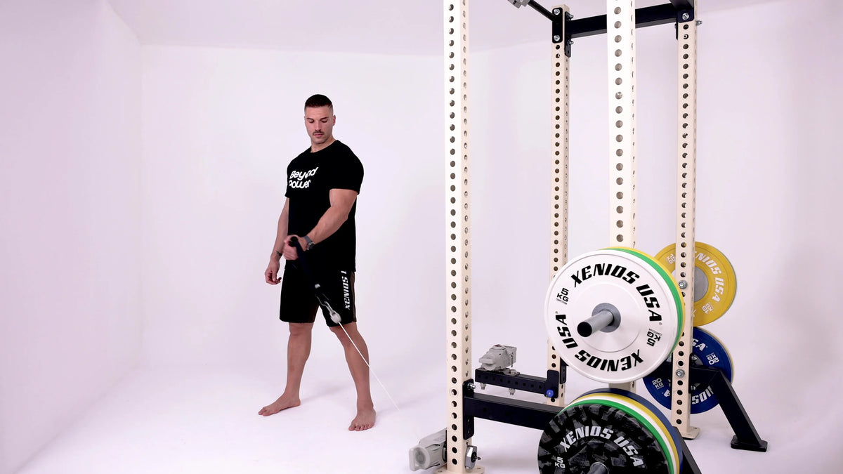 One-arm Upper Chest Fly