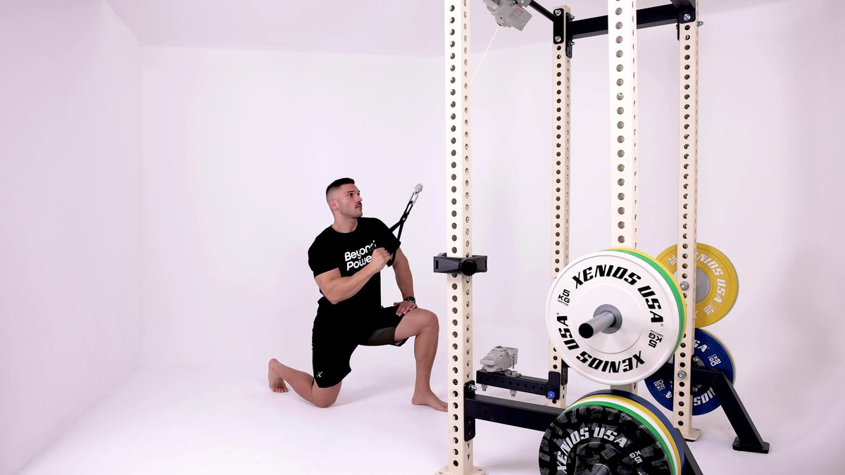 Single-arm Lat Pull-down